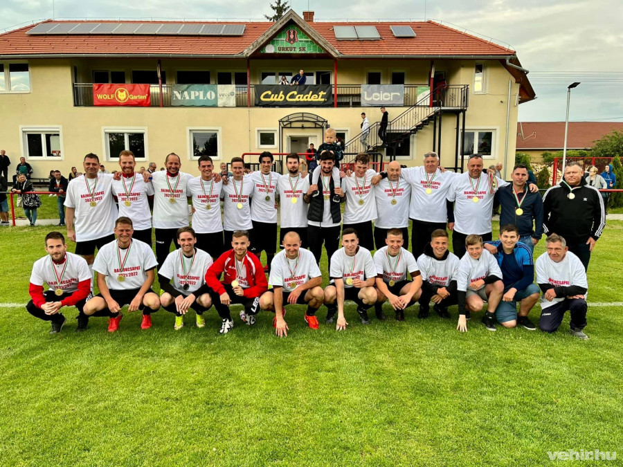 Az úrkútiak aranyérmeiket is átvehették