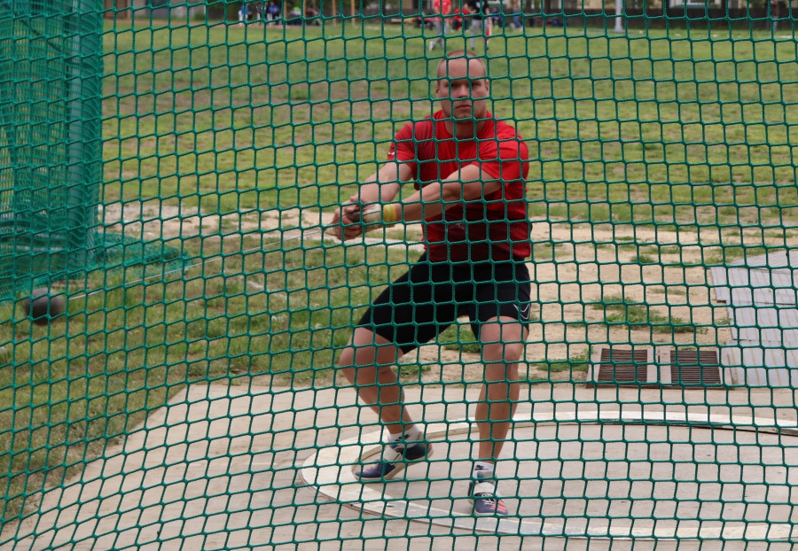 Csekő Miklós felnőtt szerrel javította meg eddigi legjobbját (68.61) - Fotó: VEDAC