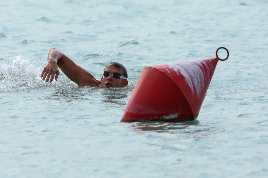 Rasovszky Kristóf, a nyíltvízi úszóválogatott tagja készül a 19. FINA vizes világbajnokságra Balatonalmádiban 2022. június 11-én. MTI/Kovács Anikó