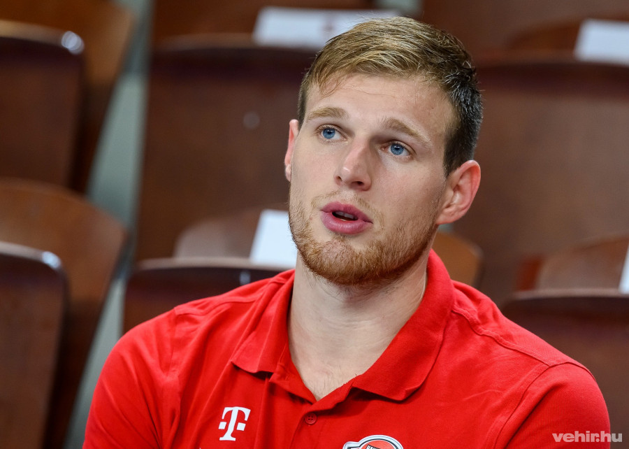 Dragan Pechmalbec komoly tervekkel érkezett Veszprémbe