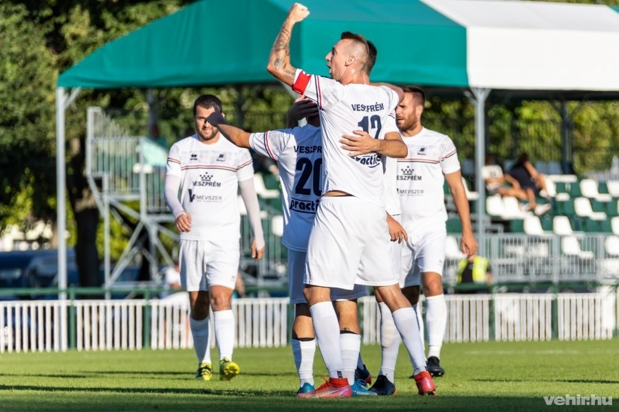 Háromból három! (archív fénykép)