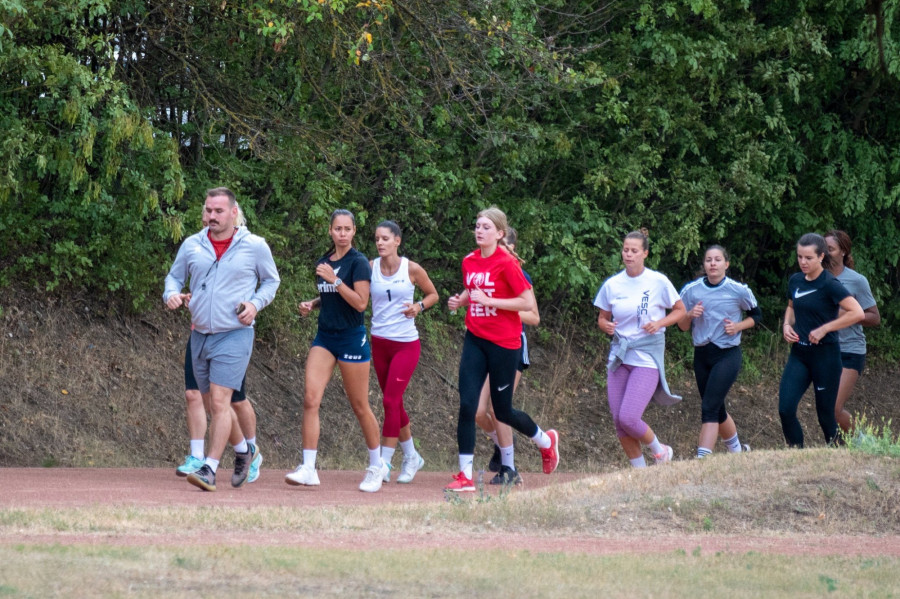 A VESC gőzerővel készül a bajnoki rajtra - Fotó: VESC Facebook