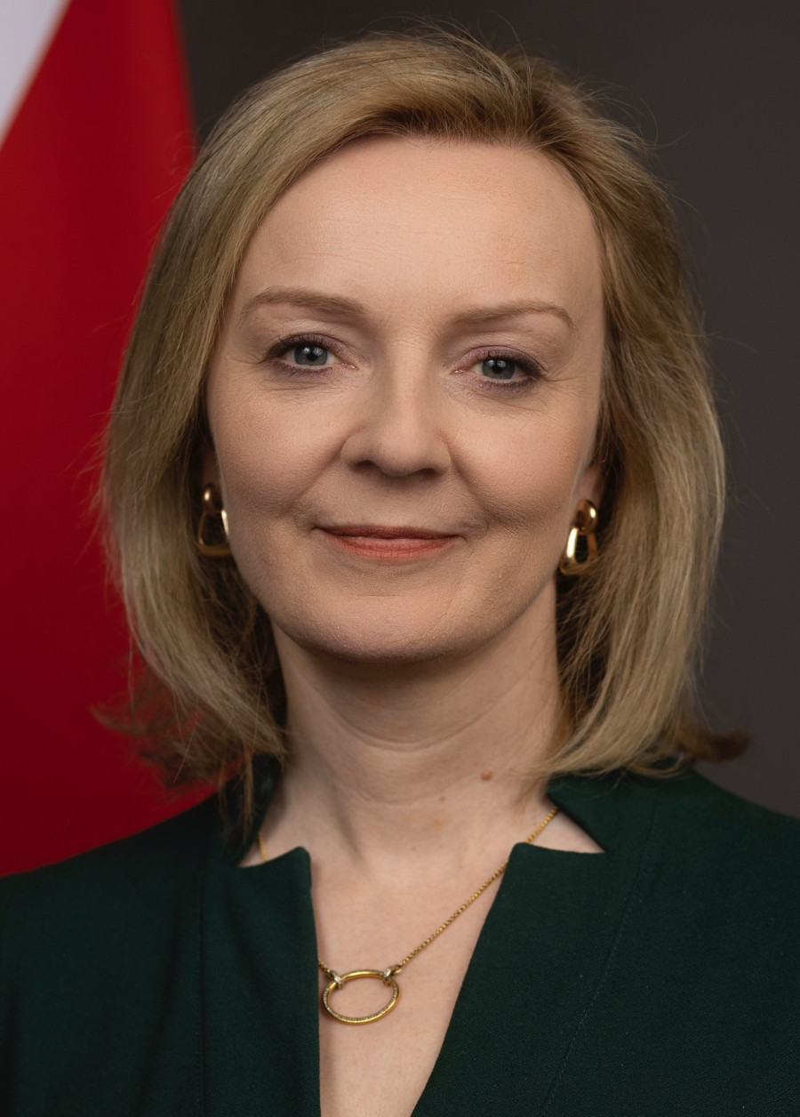 Liz Truss (hivatali fotó, Simon Dawson / No10 Downing Street)