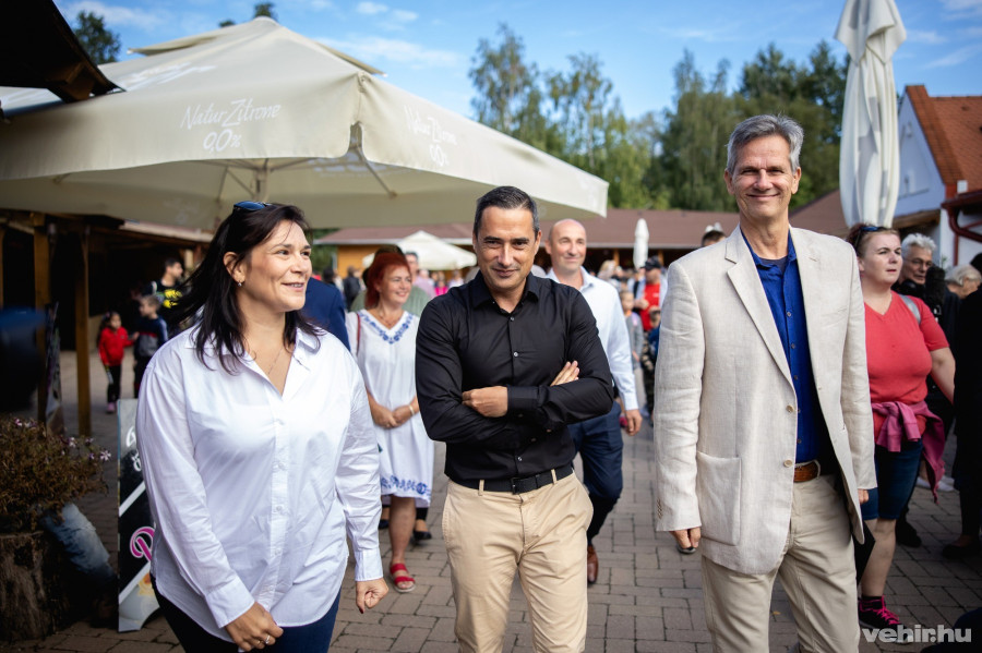 Kardosné Gyurkó Katalin, Ovádi Péter, Beneda Attila