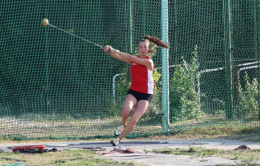 Csatári Jázmin harmadik lett - Fotó: VEDAC
