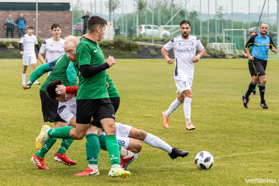 Babos Barnabás (7) hét gólt szerzett - a cikk alján képgaléria nyílik