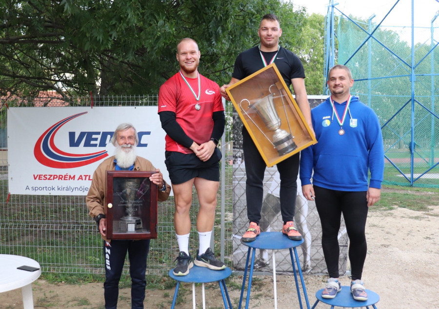 Czeller Gábor arany-, Csekő Miklós ezüstérmet szerzett - Fotók: VEDAC