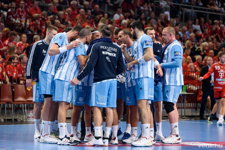 A szegediek címere változatlan marad