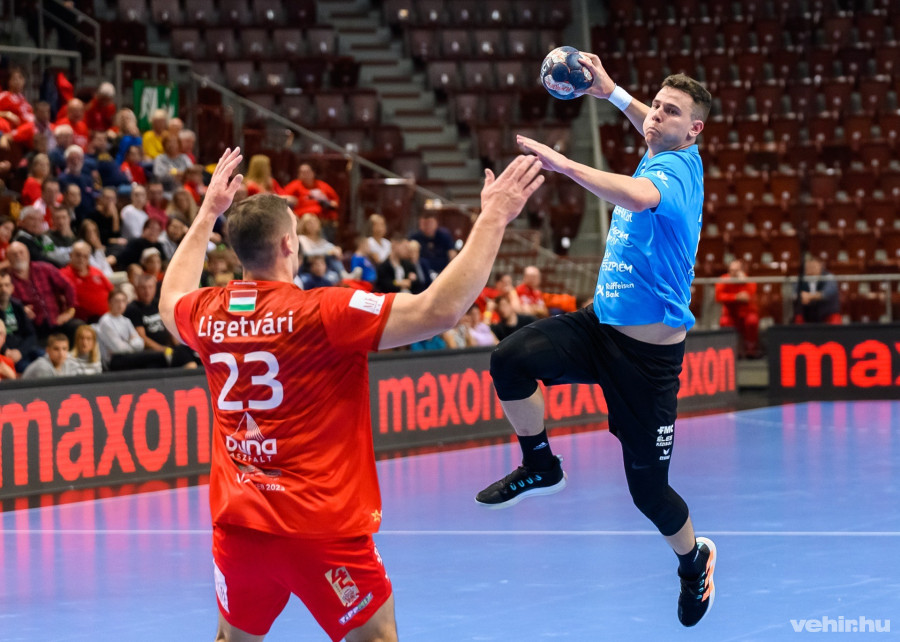 Éles Benedekék a Budai Farkasokhoz látogatnak