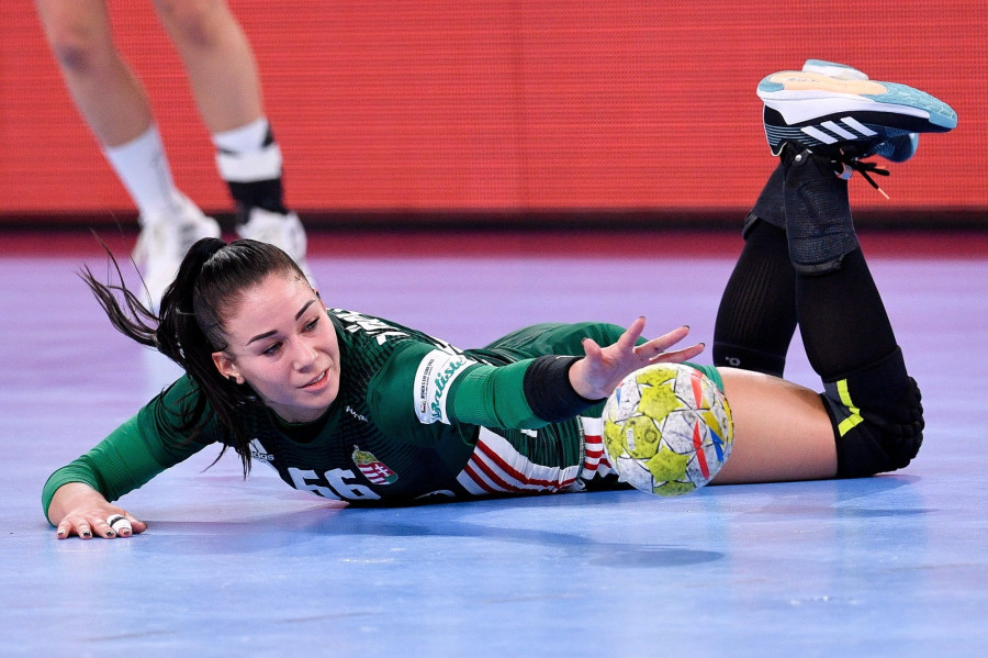 Győri-Lukács Viktória a női kézilabda Európa-bajnokság Magyarország - Svédország mérkőzésén a ljubljanai Stozice Arénában 2022. november 14-én. MTI/Czeglédi Zsolt