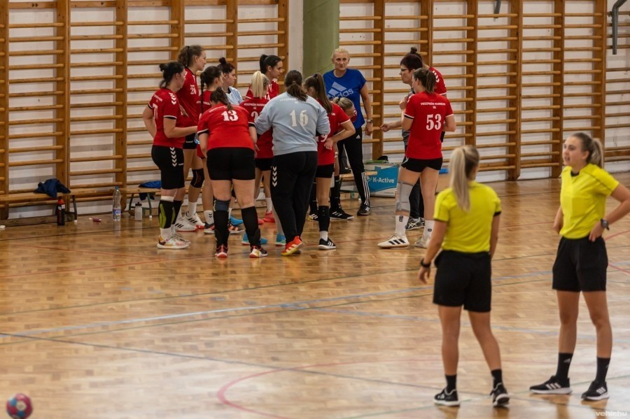 Újabb magabiztos győzelmet aratott a VPSE (archív fénykép)