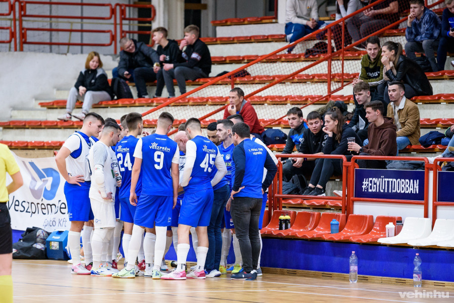 Hazai környezetben javíthatnak futsalosaink