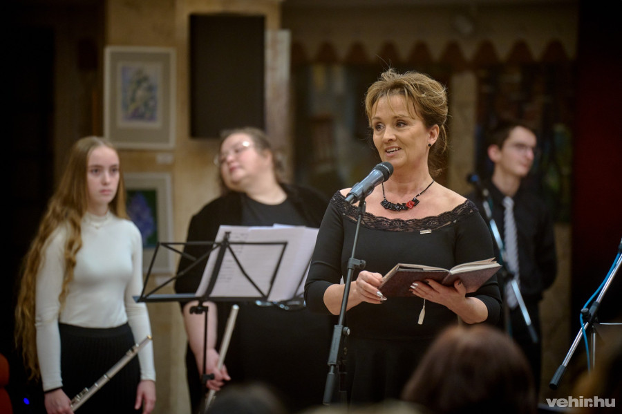 Robozné Erődi Ildikó