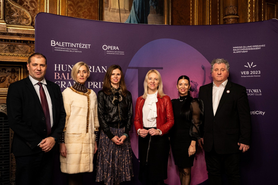 Solymosi Tamás, Viktória Podolskaya, Steiner-Isky Annamária, Markovits Alíz, Radina Dace, Ókovács Szilveszter