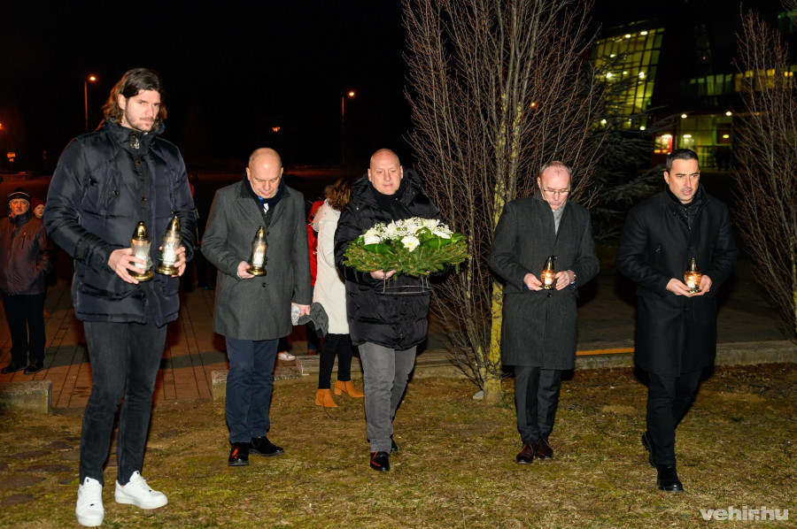 Balról jobbra: Nagy László, Szabó János, dr. Csík Zoltán, Porga Gyula, Ovádi Péter