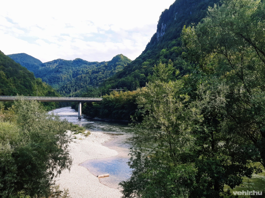 Kilátás a vonatból