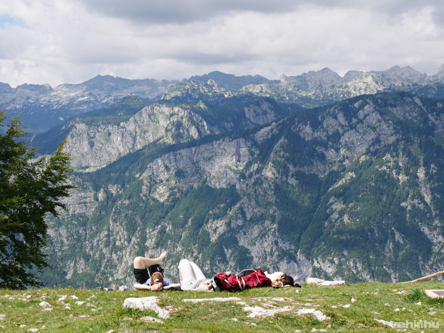 Jól megérdemelt pihenő a Vogelen hegymászás után