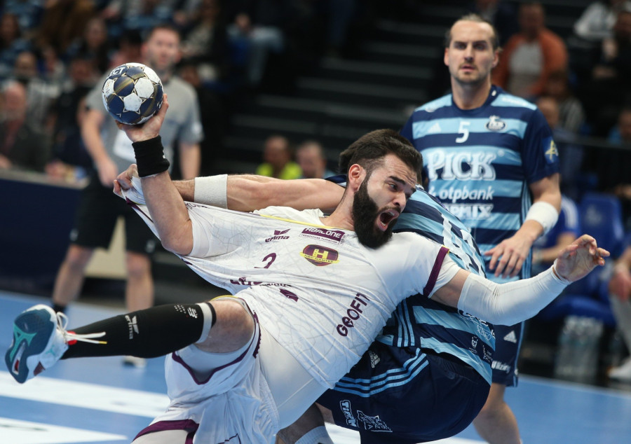 A francia Ruben Marchan a labdával a férfi kézilabda Bajnokok Ligája 14. fordulójában játszott OTP Bank-Pick Szeged - HBC Nantes mérkőzésen Szegeden 2023. március 1-jén. MTI/Bús Csaba