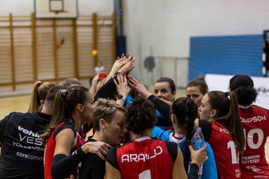 Ötszettes meccset nyertek a veszprémiek (archív fotó)