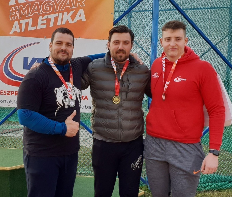 Mozsdényi Dávid második, Strigencz Zalán harmadik lett diszkoszvetésben - Fotó: VEDAC