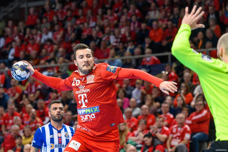 Manuel Strlek az idény végén búcsút int Veszprémnek