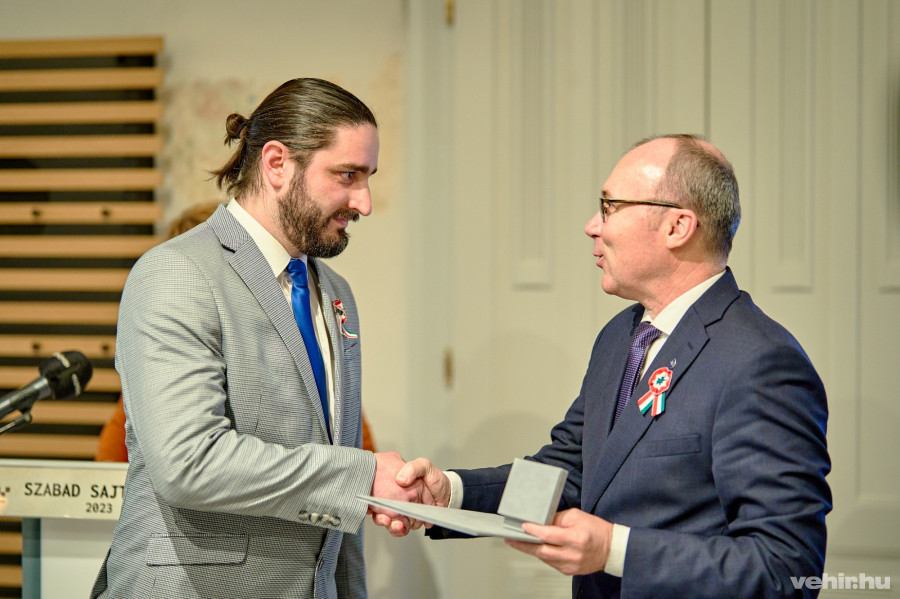 Hajas Bálint, Porga Gyula