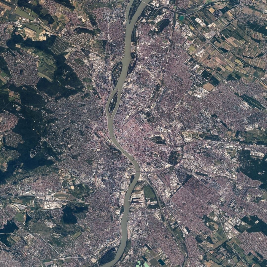 Forrás: @thom_astro / Instagram