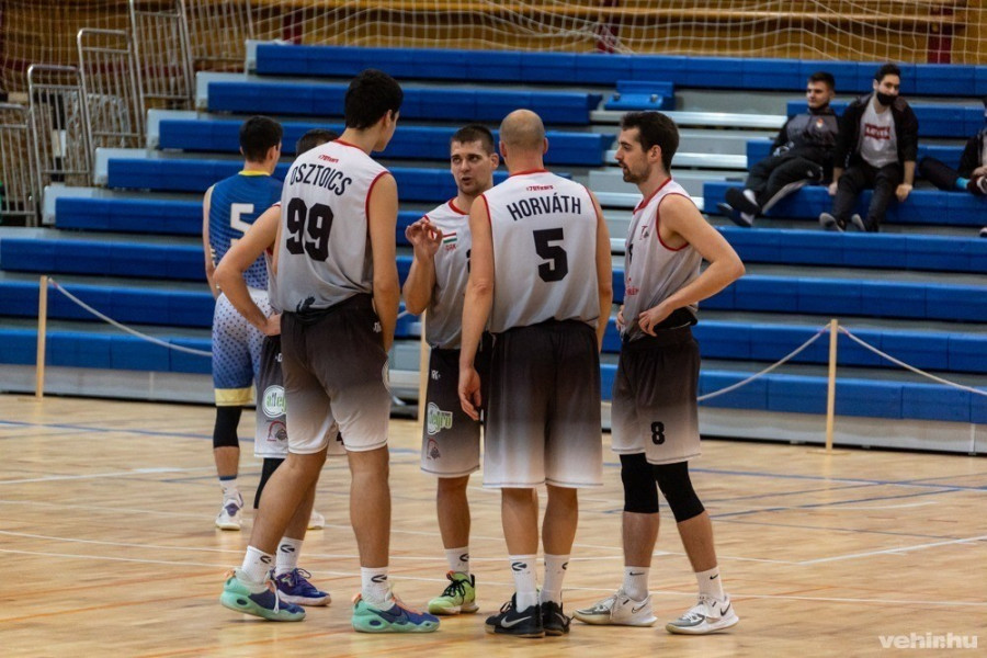 Nem termett babér Szigetszentmiklóson a VKK-nak (archív fotó)