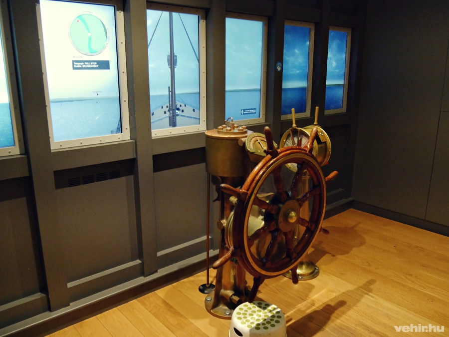 Vajon sikerül elkormányozni a hajót a nyílt vízre?