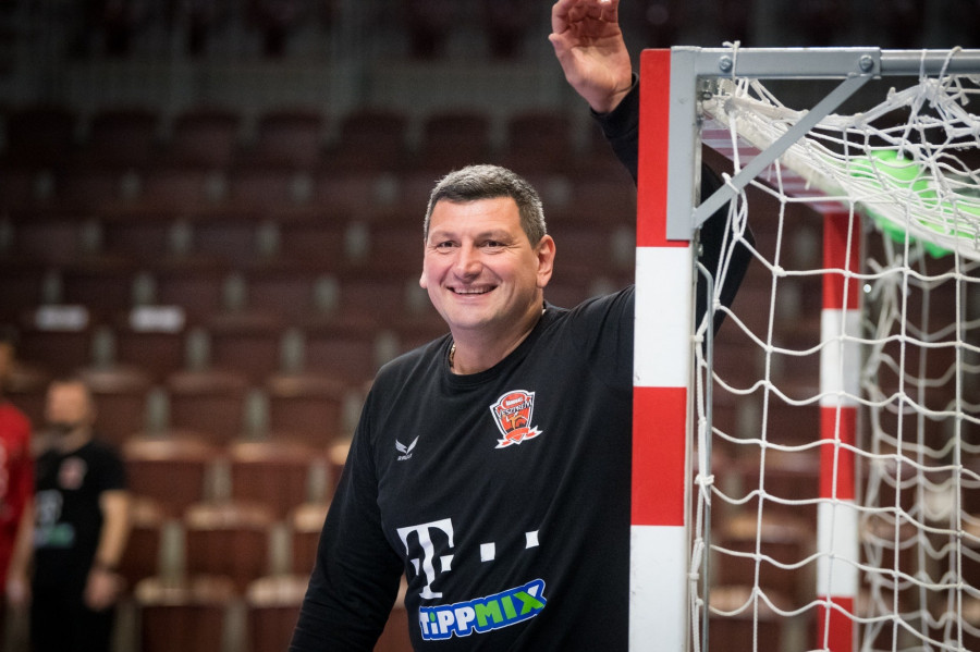Sterbik Árpád visszatért a veszprémi kapu elé! - fotó: Telekom Veszprém