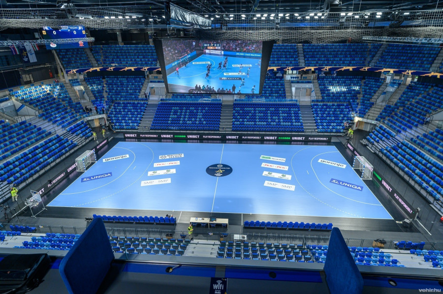 Zajlik az élet Szegeden