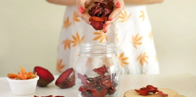 Egy adag céklacsipszben 90 mg kálium található.