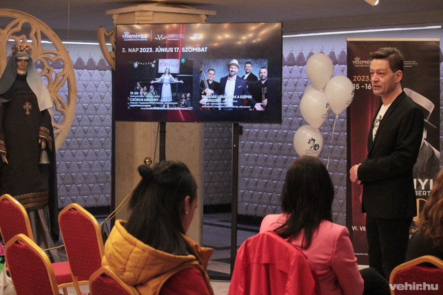 Fotó: Veszprémi Petőfi Színház