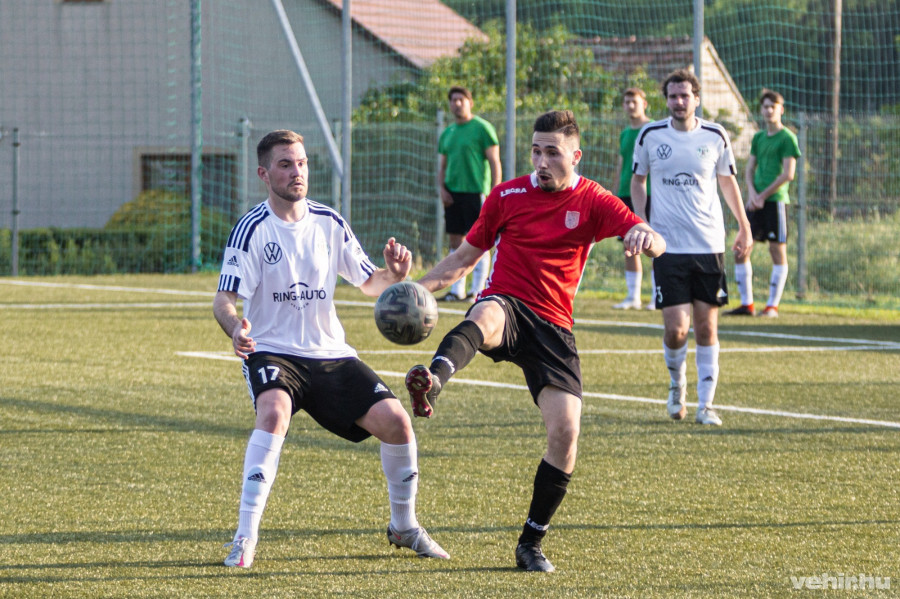 A rangadón a Tihany legyőzte a bajnok Úrkútot - a cikk alján képgaléria található a meccsről