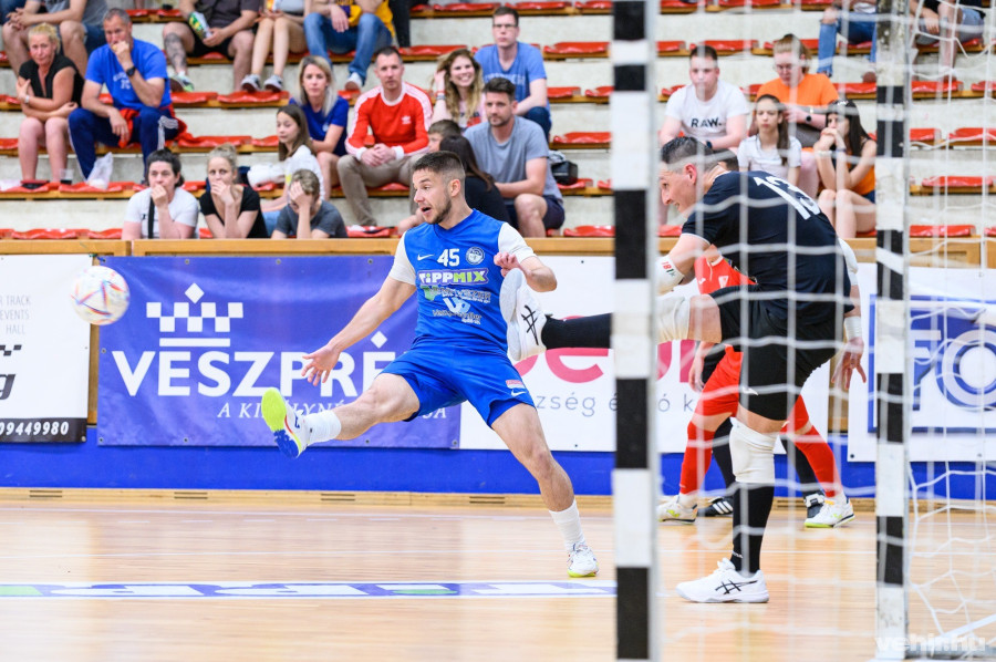 Ezer sebből vérezve is a győzelemre tör hétfőn a Veszprém!