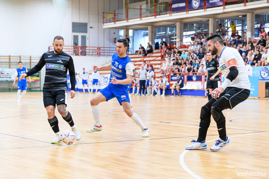 Hétfőn lezárulhat a bronzpárharc