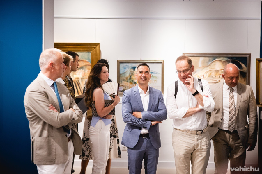 A megnyitón részt vett: Szalay-Bobrovniczky Kristóf, honvédelmi miniszter, Ovádi Péter, országgyűlési képviselő és  dr. Navracsics Tibor, területfejlesztési miniszter