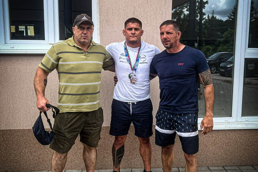 Főczény Károly (középen) magyar bajnok! - fotó: VESC