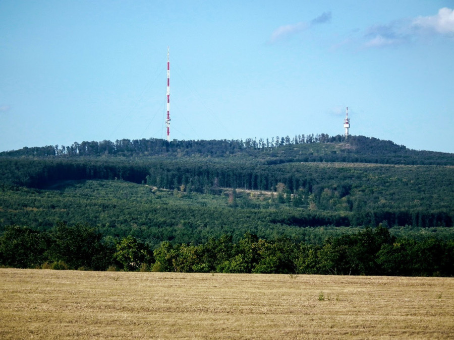 A Kab-hegyi adótoronyok