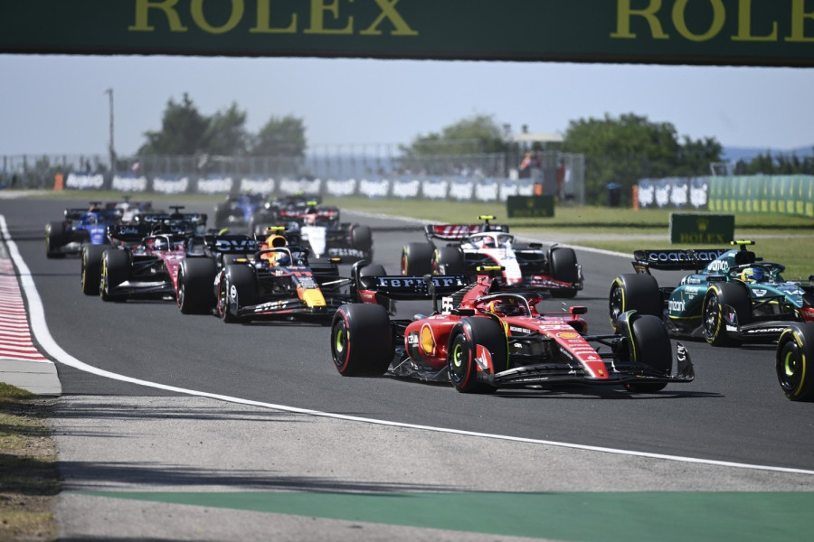 A mezőny a Forma-1-es Magyar Nagydíjon a mogyoródi Hungaroringen 2023. július 23-án. MTI/Balogh Zoltán