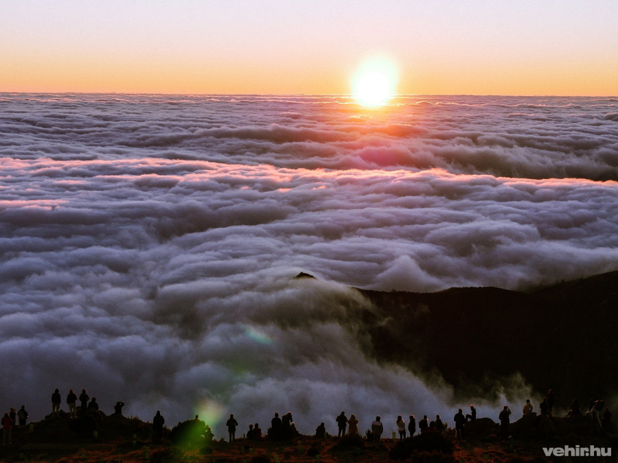 ... és napfelkelte a Pico do Arieeron