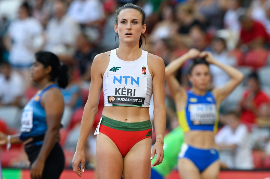 Kéri Bianka a női 800 méteres síkfutás selejtezőjének ötödik futamában a budapesti atlétikai világbajnokságon a Nemzeti Atlétikai Központban 2023. augusztus 23-án. MTI/Koszticsák Szilárd