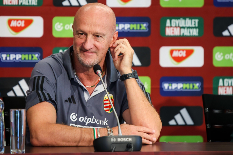 Marco Rossi szövetségi kapitány a magyar labdarúgó-válogatott sajtótájékoztatóján a telki edzőközpontban 2023. szeptember 9-én. A magyar válogatott Csehország csapata ellen felkészülési mérkőzést játszik Budapesten szeptember 10-én. MTI/Hegedüs Róbert