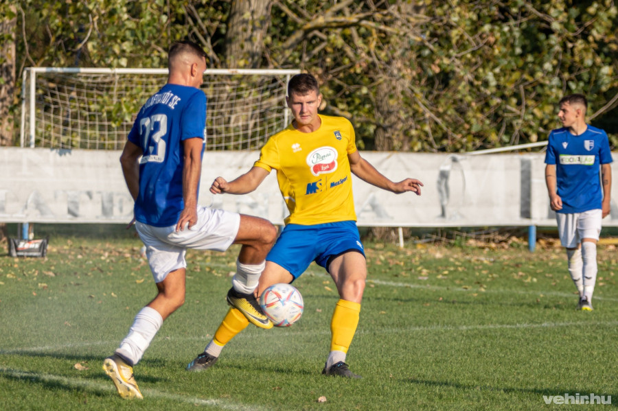 A Pápa féltucat gólt rúgott a Rátótnak - a cikk alján képgalériát talál a mérkőzésről