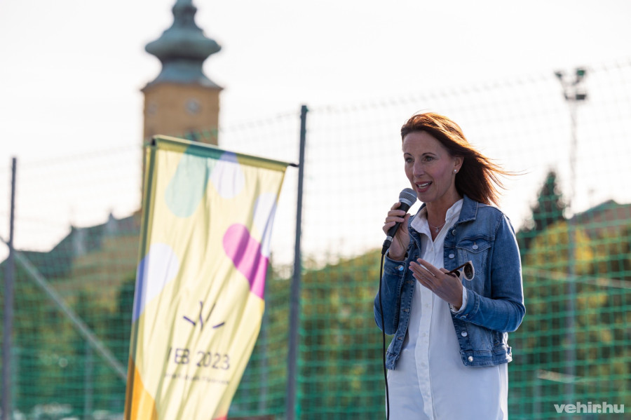 Sótonyi Mónika önkormányzati képviselő