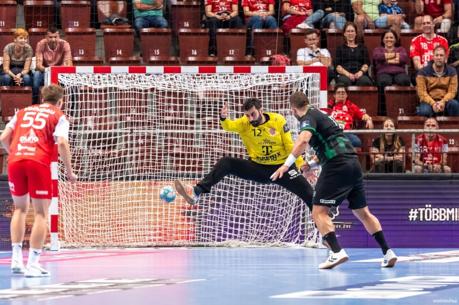 Corrales (12) teljesítményében bíznak a veszprémiek! (archív fénykép)