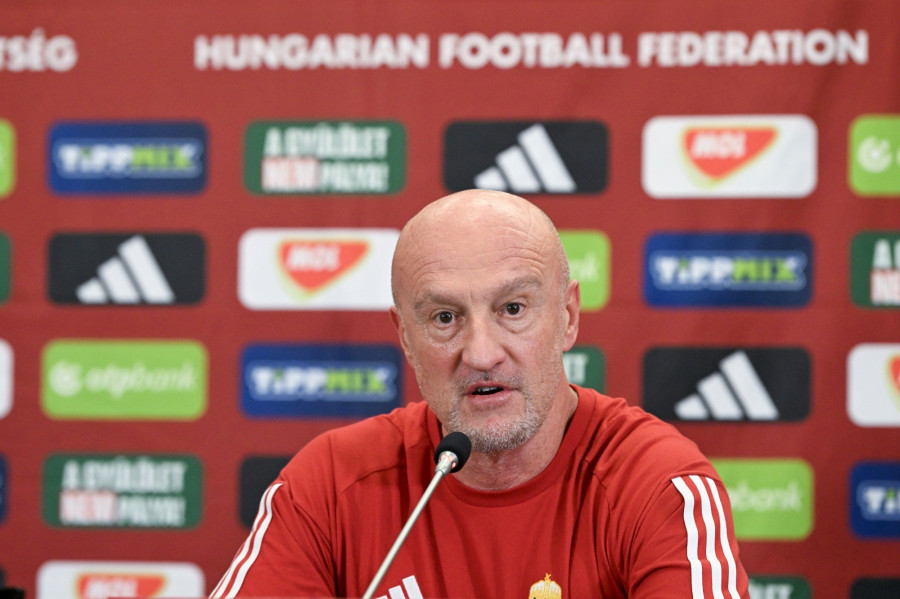 Marco Rossi, a magyar labdarúgó-válogatott szövetségi kapitánya sajtótájékoztatón a Magyar Labdarúgó Szövetség (MLSZ) Telki Edzőközpontjában 2023. október 13-án. Az Európa-bajnoki selejtezősorozatban a nemzeti csapat Szerbiát fogadja a Puskás Arénában október 14-én. MTI/Koszticsák Szilárd