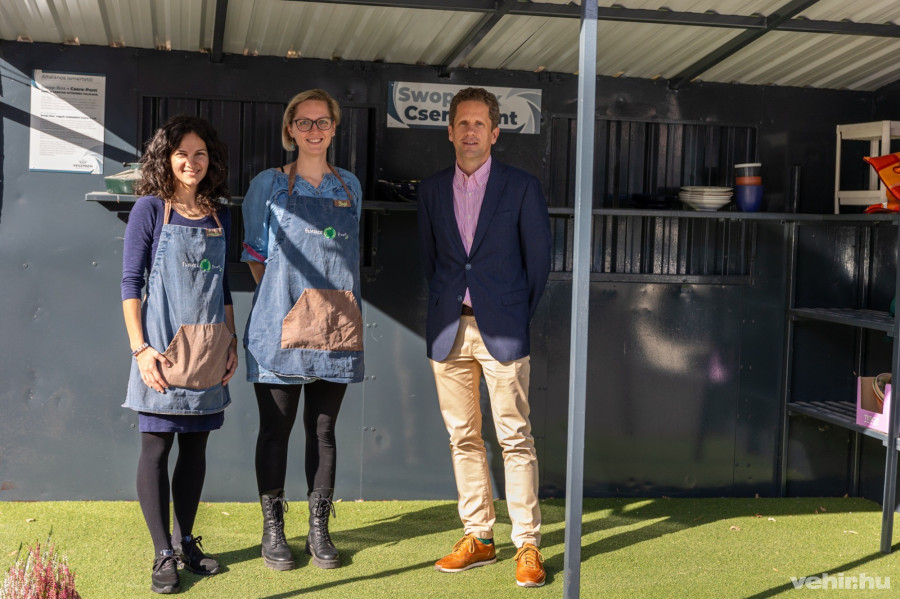 Járvás Zsuzsa, Laczkó Boglárka, Temesvári Balázs