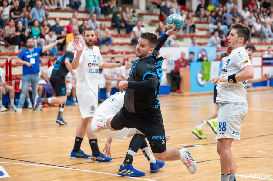 Bugyáki Dávid kétszer is betalált a Komló ellen - a cikk végén képgaléria található