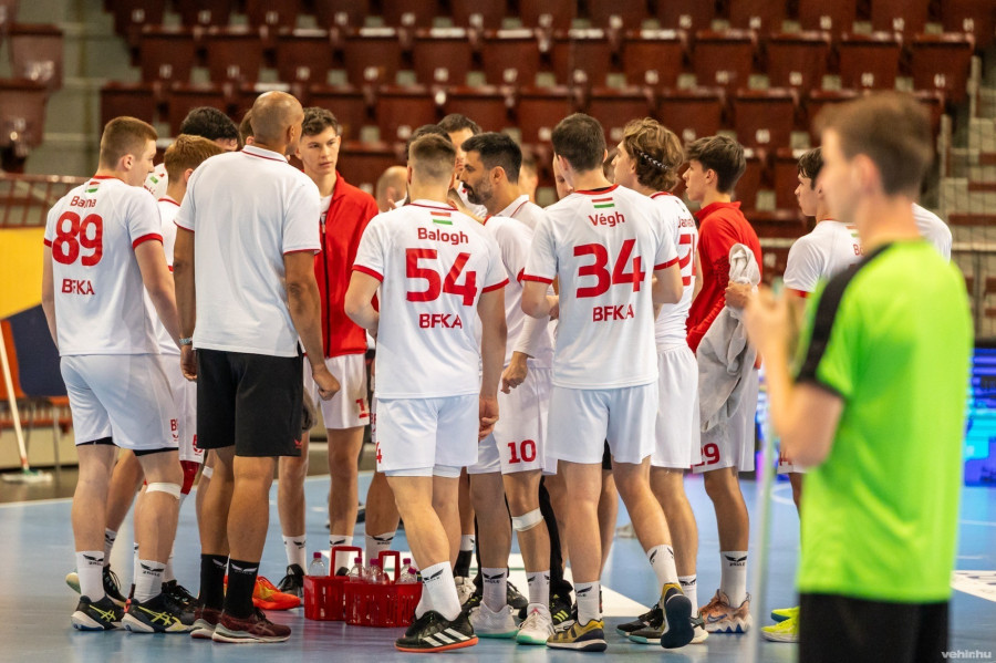 Nagy küzdelemben, végletekig kiélezett meccsen maradtak alul a veszprémi akadémisták